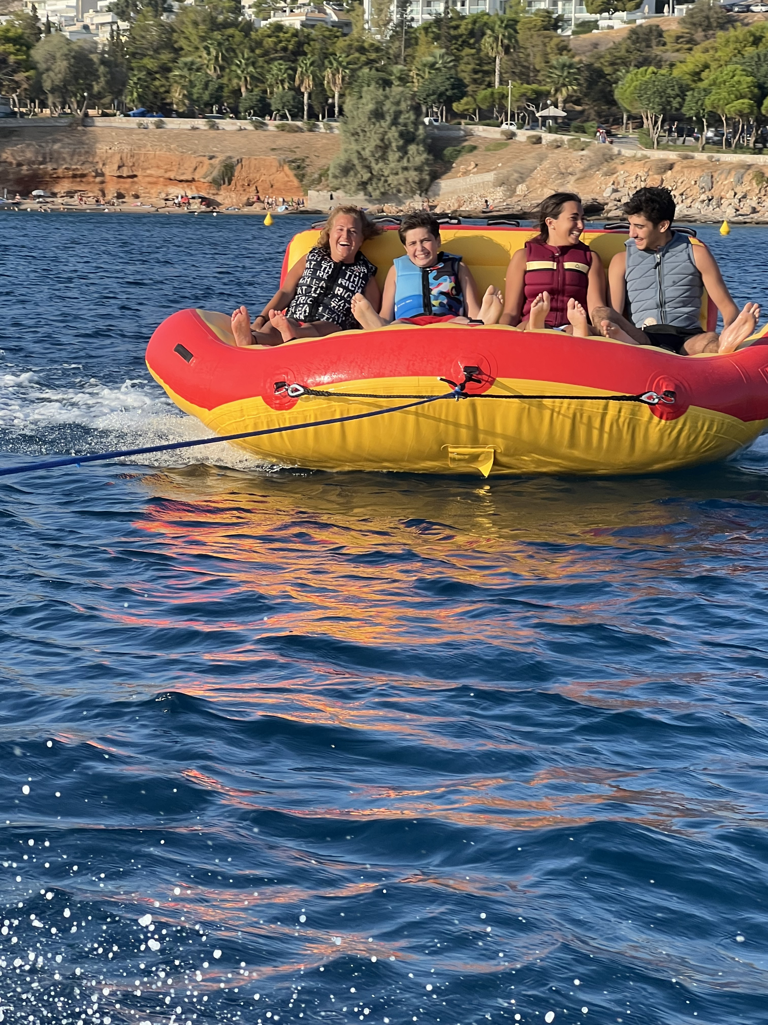 Beginner wakesurfing